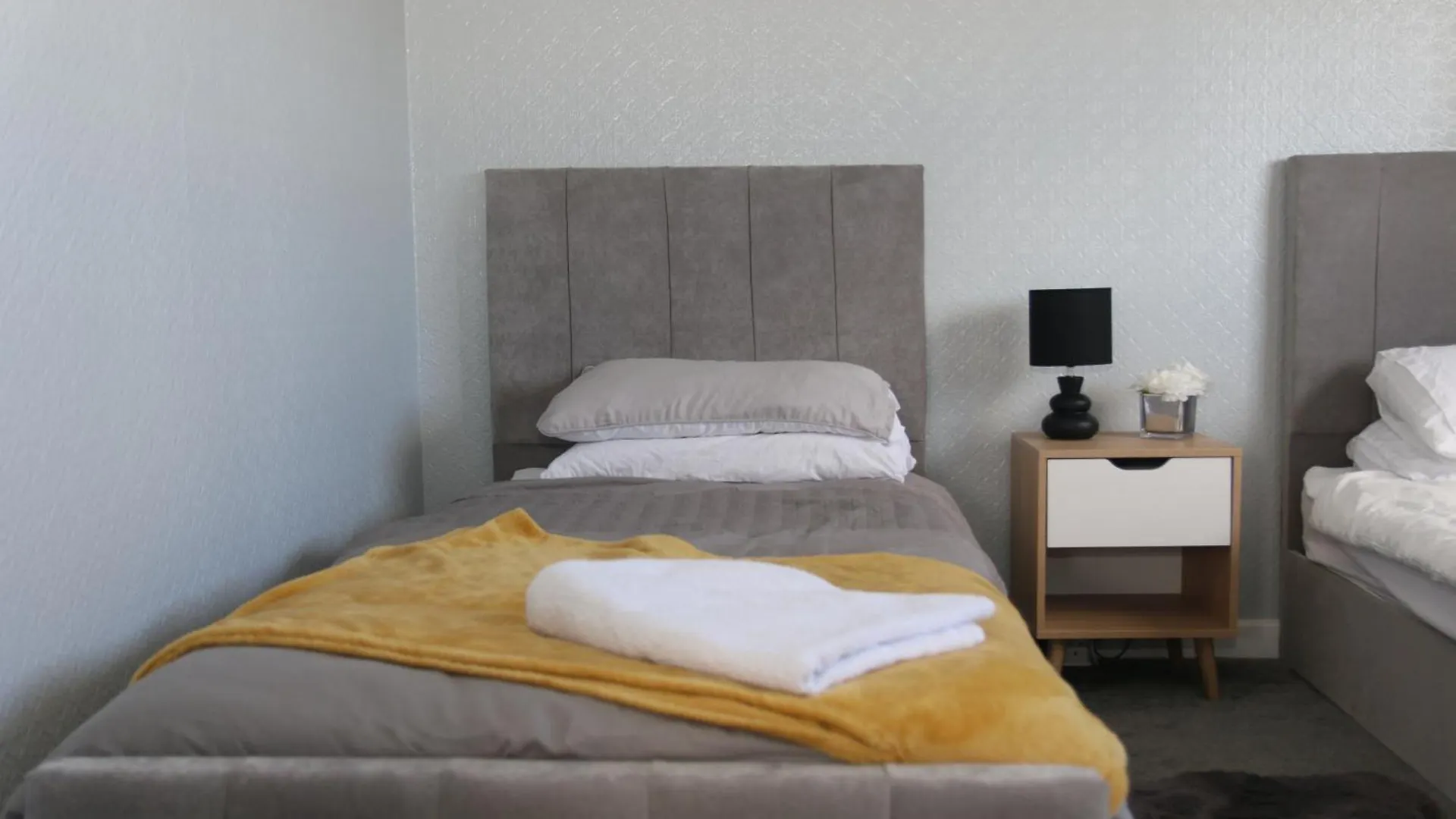 Вилла Comfy 2-Bed House In Parkgate - Perfect For Contractors & Business Travellers Parking - Wi-Fi - Netflix Ротерхам 0*,  Великобритания